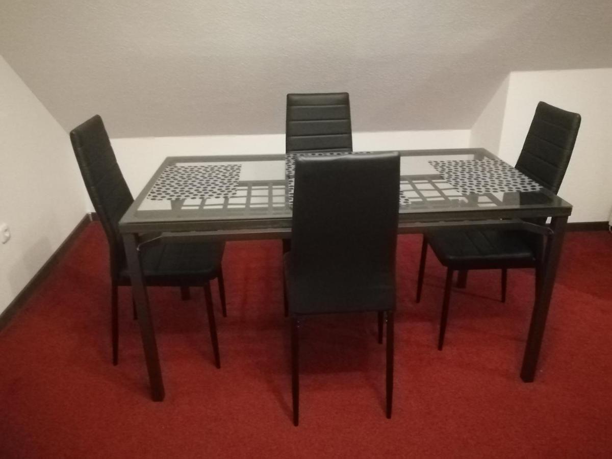 Gemütliche *